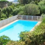 Daire Joli Vue Dans Avec Piscine *