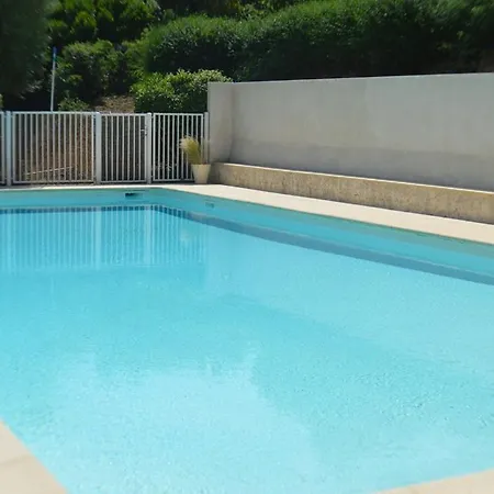 Joli Vue Dans Avec Piscine 公寓 *