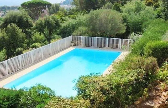 شقة Joli Vue Dans Avec Piscine *